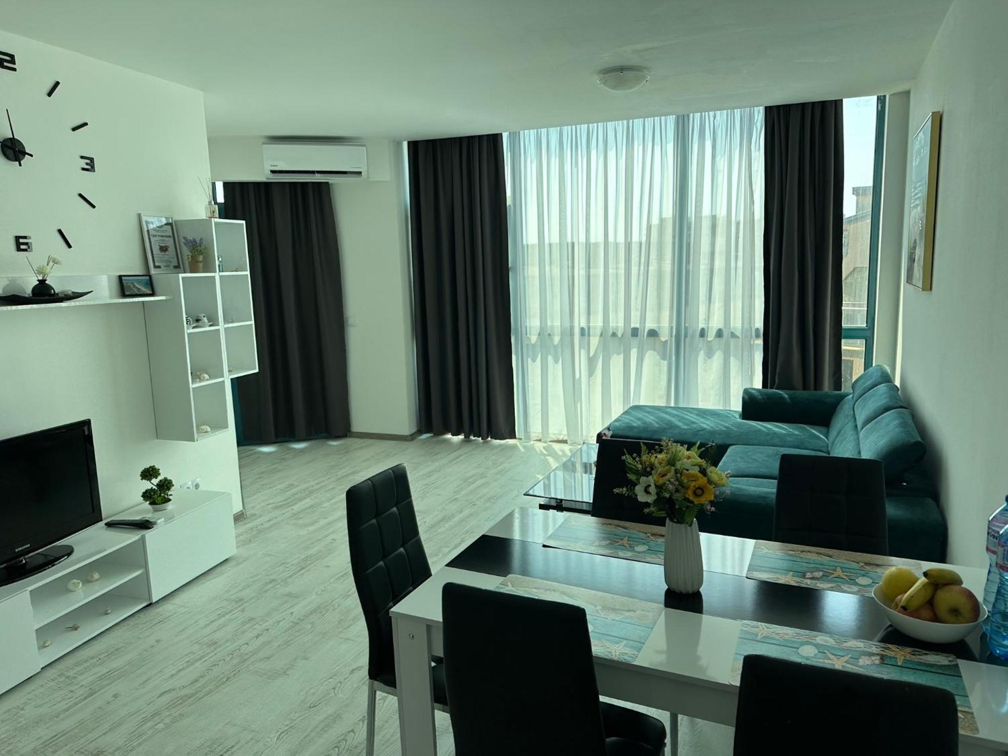Spacious And Cozy Apartment In Complex Del Sol Приморско Экстерьер фото